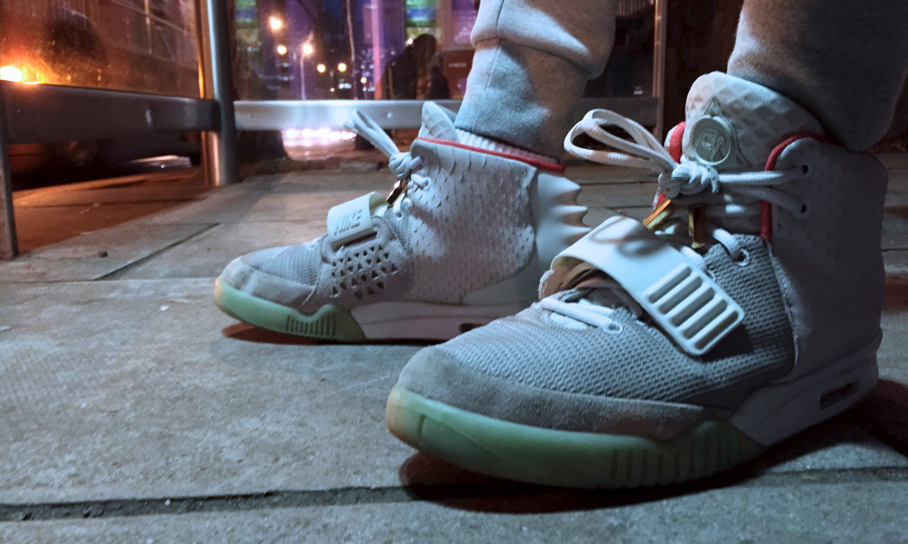 How to lace Nike Air Yeezy 2 